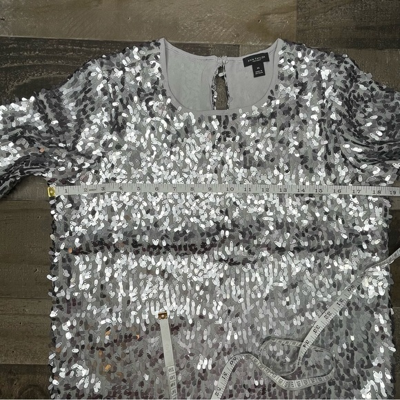 Ann Taylor Shimmery Top size XS - Picture 8 of 10